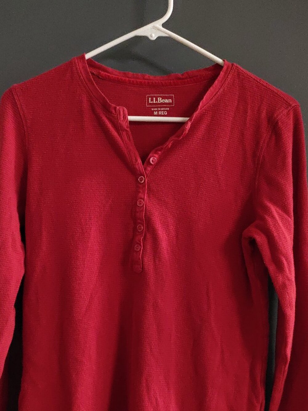 L.L Bean Women's Red Waffle Knit Henley Long Sleeve Shirt Top Medium Regular